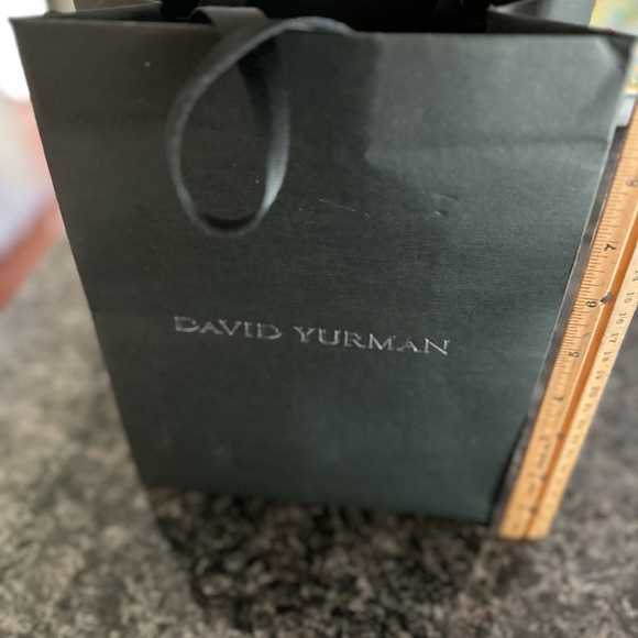 David Yurman heavy paper shopping bag. - Picture 6 of 6